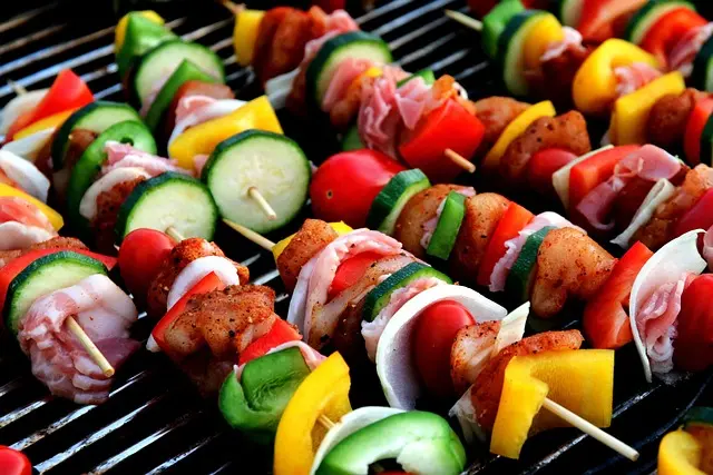 Guide d'achat pour barbecues charbon professionnels